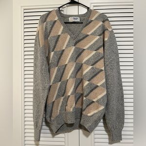 Pringle of Scotland vintage 1980s sweater 100% lambs wool